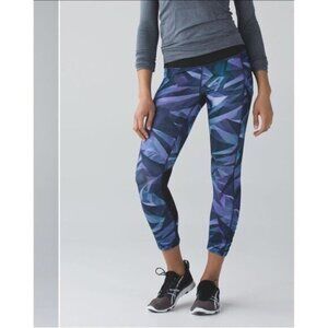 Lululemon Speed Crop Leggings size 4 Blue Black activewear